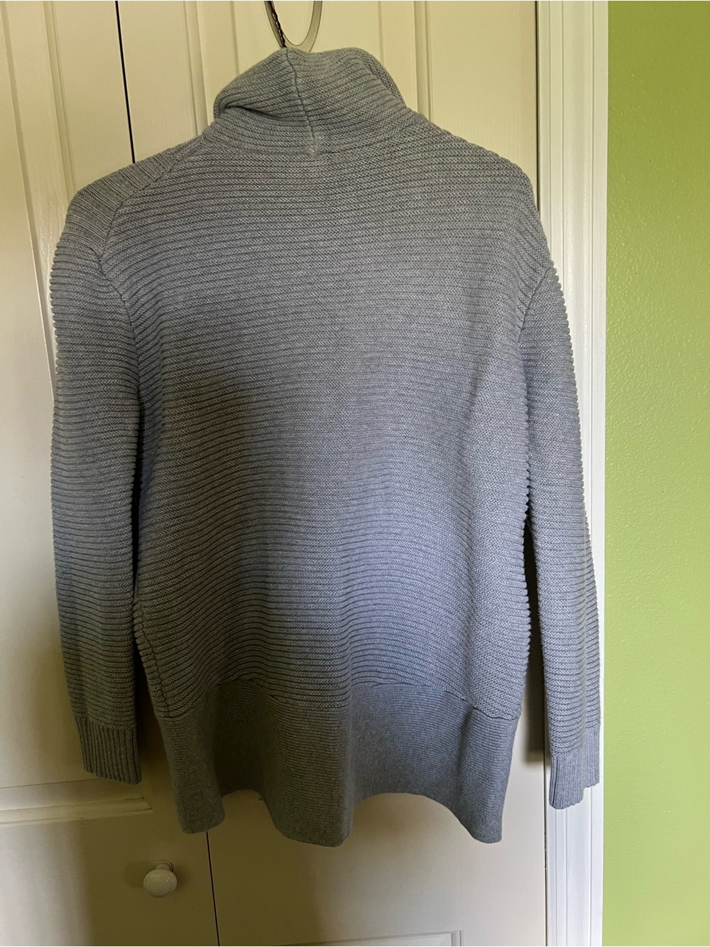 Woman gray, cow neck Textured Turtleneck Sweater